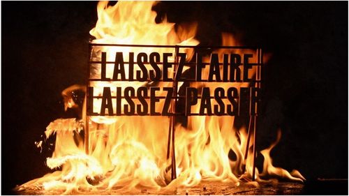  - Laissez faire  Laissez passer